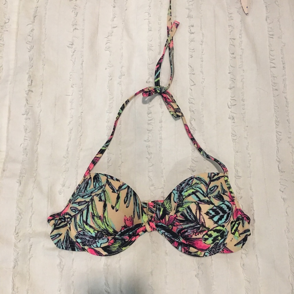 Xhilaration printed bikini top
